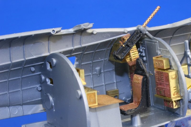 Eduard 49361 B-17G mid section 1/48 Revell – zdjęcie 6
