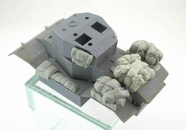 Panzer Art RE35-724 AEC Mk.II Stowage set 1/35 – image 4