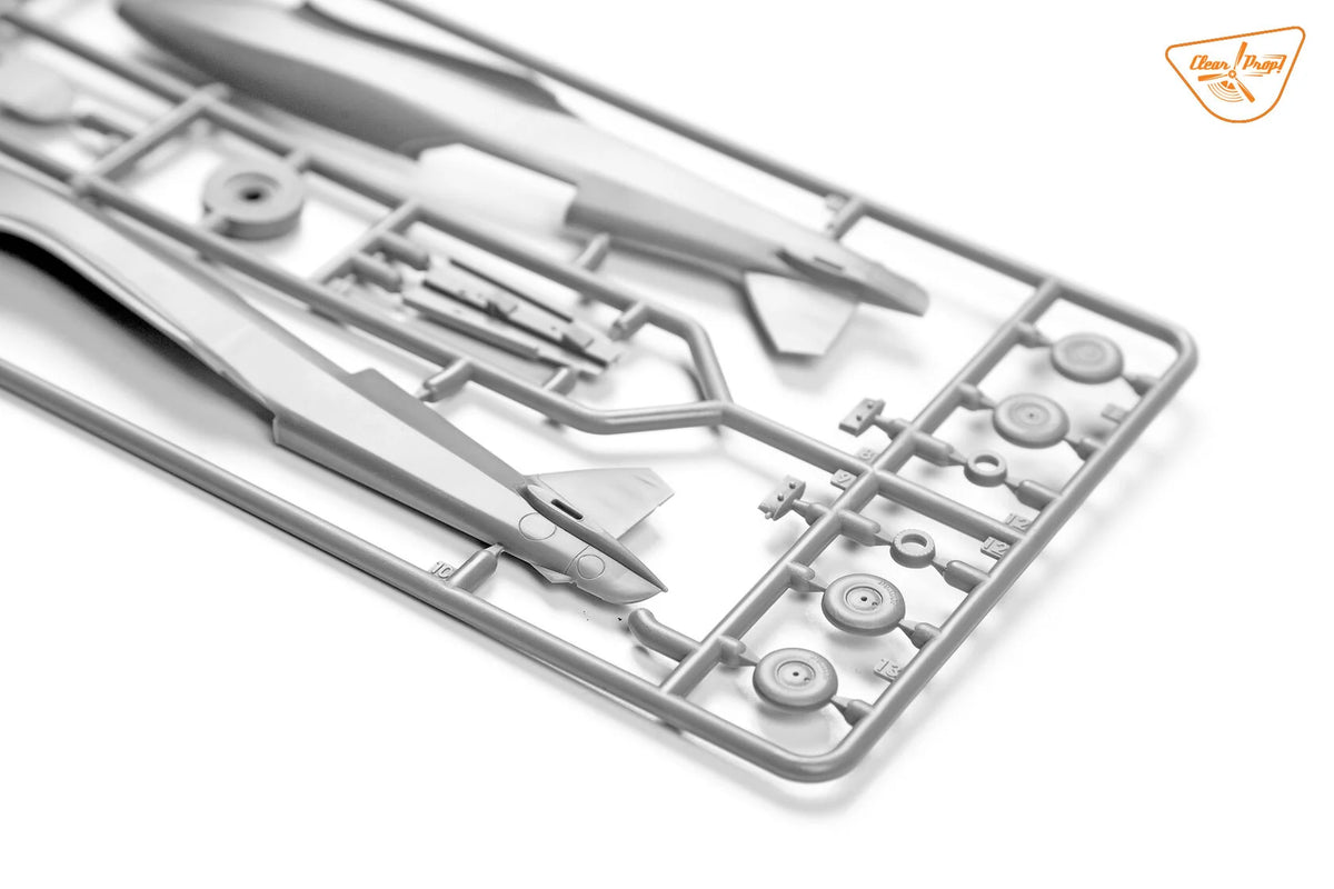 Clear Prop! CP72052 de Havilland DH.88 Comet G-ACSP Advanced Kit 1/72 – image 11