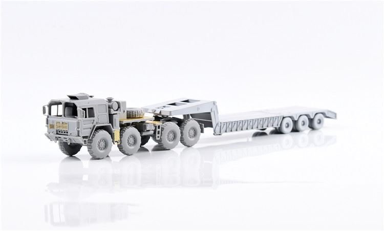 Modelcollect UA72125 German MAN KAT1M1014 8,8 HIGH-Mobility off-road truck with M870A1 semi-trailer 1/72 – zdjęcie 3