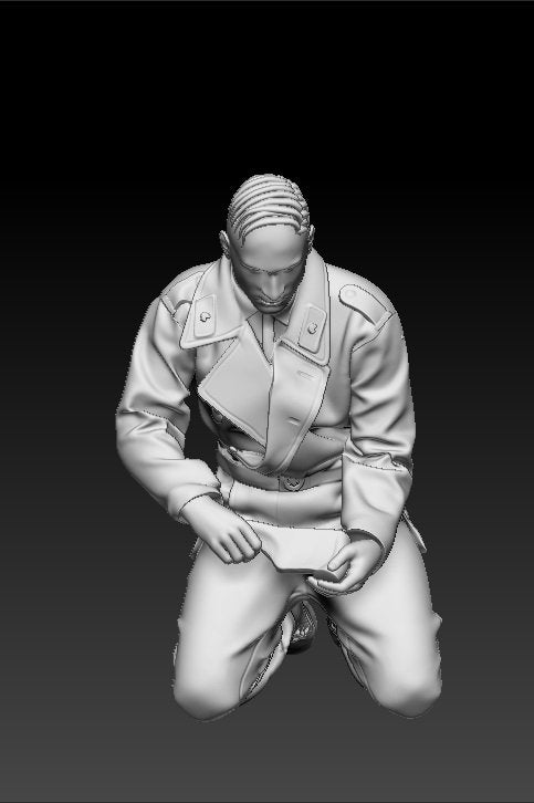Glowel Miniatures 35007 Wounded panzer crewman and comrade 1/35 – zdjęcie 2
