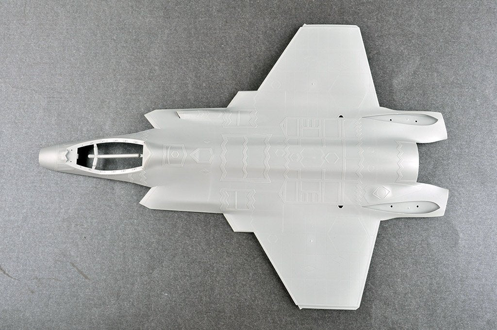 Trumpeter 03230 F-35C Lightning 1/32 – zdjęcie 5