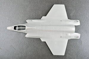 Trumpeter 03230 F-35C Lightning 1/32 – zdjęcie 5