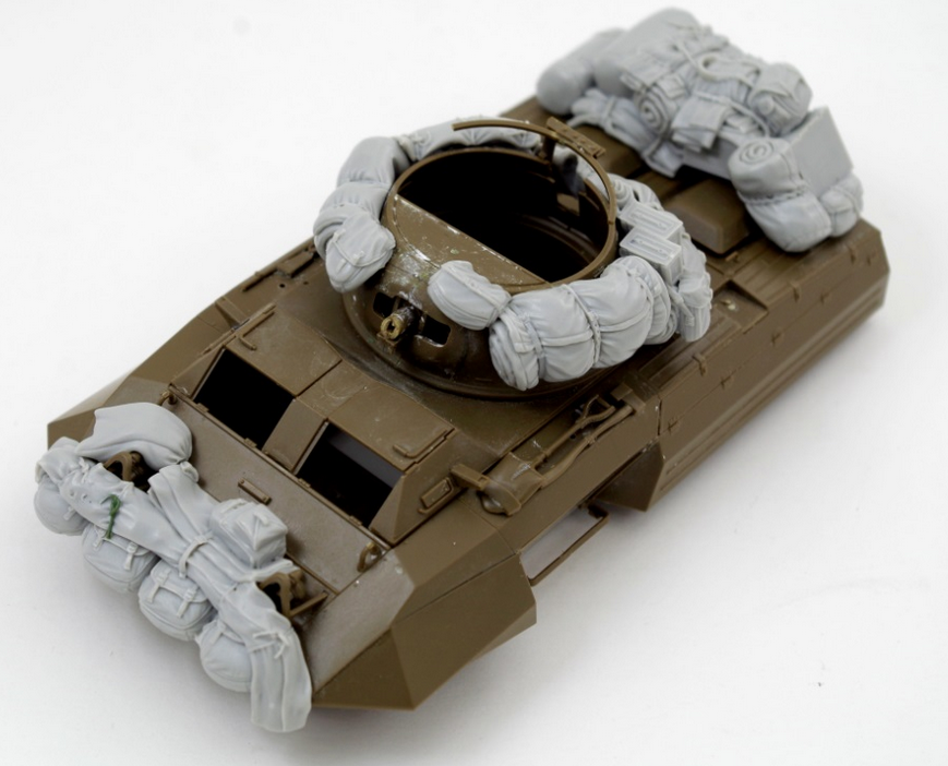 Panzer Art RE35-607 Stowage set for M8 “Greyhound” 1/35 – zdjęcie 3