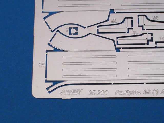 Aber 35201 German light tank Pz.Kpfw. 38(t) Ausf. E/F/G - vol. 2 - additional set - fenders 1/35 – immagine 4