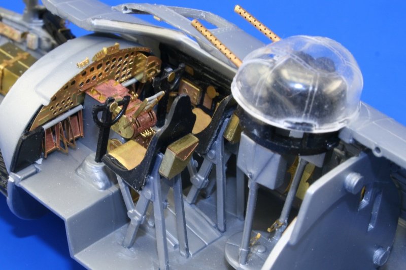 Eduard 49337 B-17G cockpit interior 1/48 Revell – Bild 5