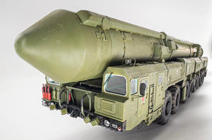 Trumpeter 01082 15U175 TEL of RS-12M1 Topol-M ICBM complex 1/35 – zdjęcie 2