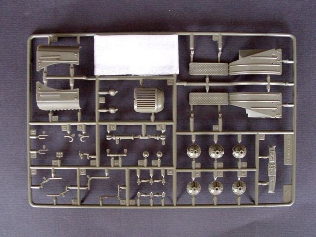 Trumpeter 01003 Soviet ZIL-157K military truck 1/35 – immagine 7
