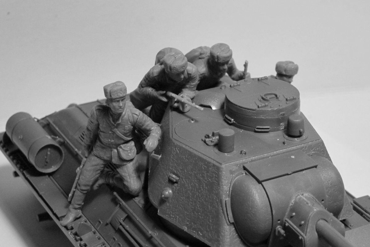 ICM 35640 Soviet Tank Riders (1943-1945) 4 figures 1/35 – zdjęcie 4