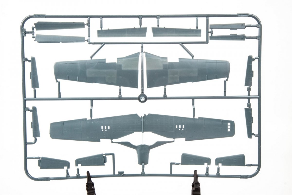 Eduard 82104 Mustang Mk.IV Profipack edition 1/48 – zdjęcie 6