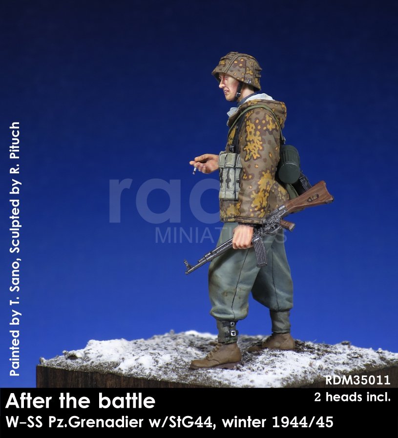 RADO Miniatures RDM35011 After the battle, W-SS Panzergrenadier w/StG44, winter 1944/45 1/35