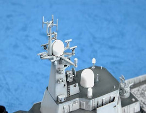 Trumpeter 04530 PLA Navy Type 052C DDG-170 LanZhou 1/350 – zdjęcie 5