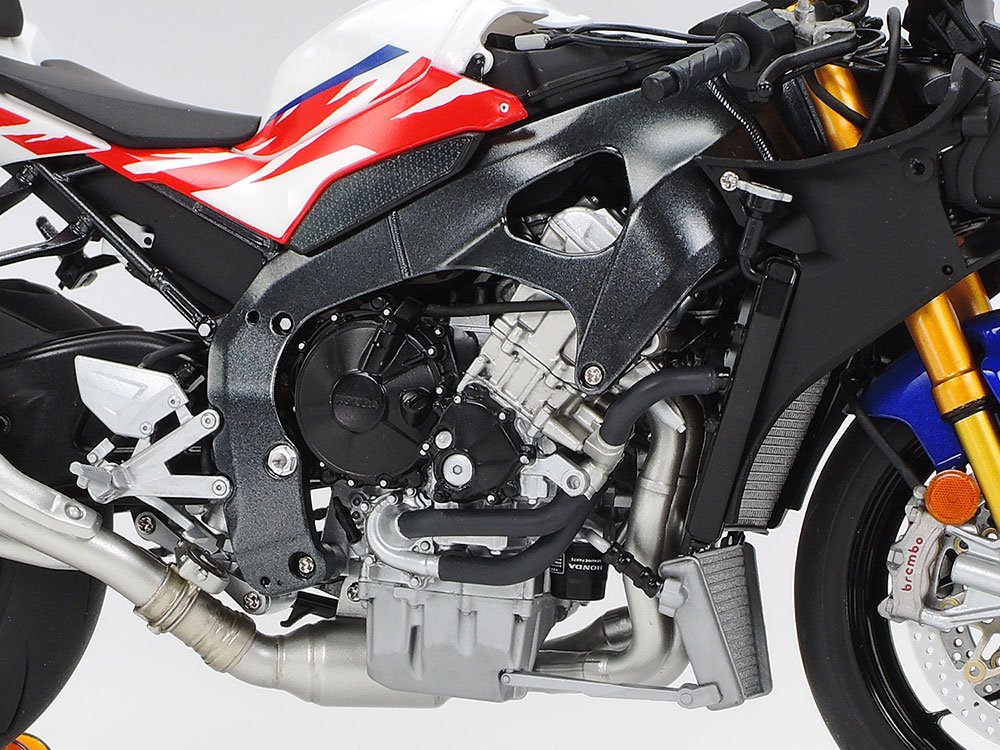 Tamiya 14141 Honda CBR1000RR-R - 30th Anniversary 1/12 – image 8