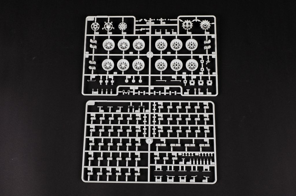 Trumpeter 09602 Soviet T-72 Ural with Kontakt-1 Reactive Armor 1/35 – image 14