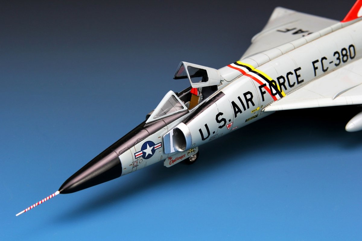 Meng Model DS-003 F-102A (CASE X) 1/72 – zdjęcie 3