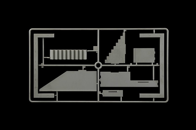 Italeri 5615 Dock with Stairs 1/35 – immagine 4