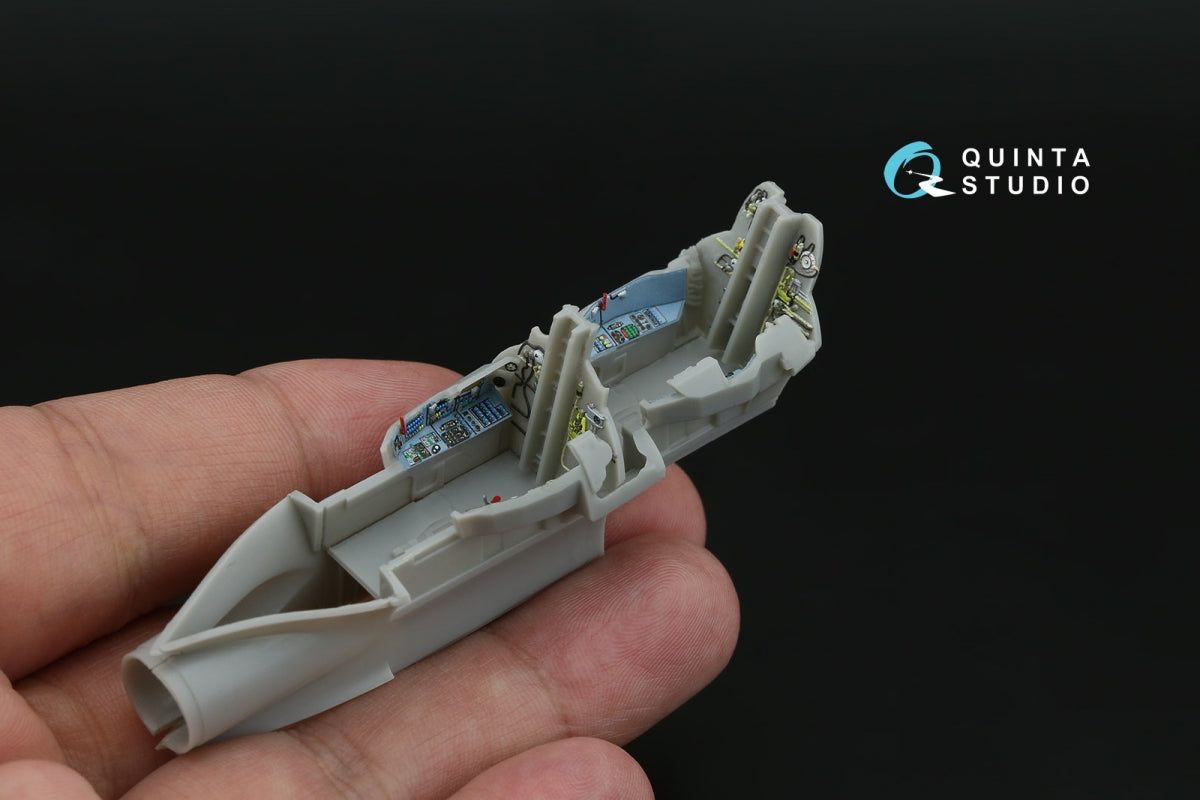 Intérieur imprimé en 3D et coloré sur papier décalcomanie (Modelsvit) pour le Su-17UM3 de Quinta Studio QDS-72167 (petite version) à l&amp;#39;échelle 1/72 – image 4