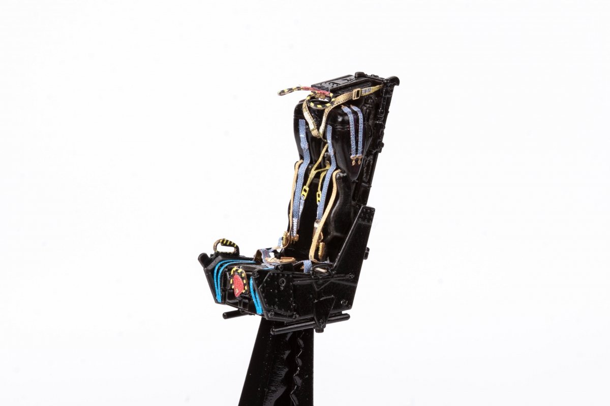 Eduard FE1213 F-4B seatbelts STEEL TAMIYA 1/48 – zdjęcie 2