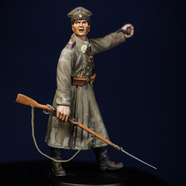 Toro 35F157 Wojna Domowa w Rosji 1918-20 - Porucznik 5 Dywizji Strzelców Polskich (dwie głowy w zestawie) 1/35
