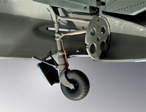 Revell 04696 Heinkel He 111 P (Battle of Britain) 1/32 – zdjęcie 6