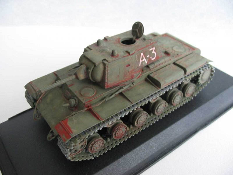 PST 72012 KV-1 Heavy Tank 1/72 – zdjęcie 3