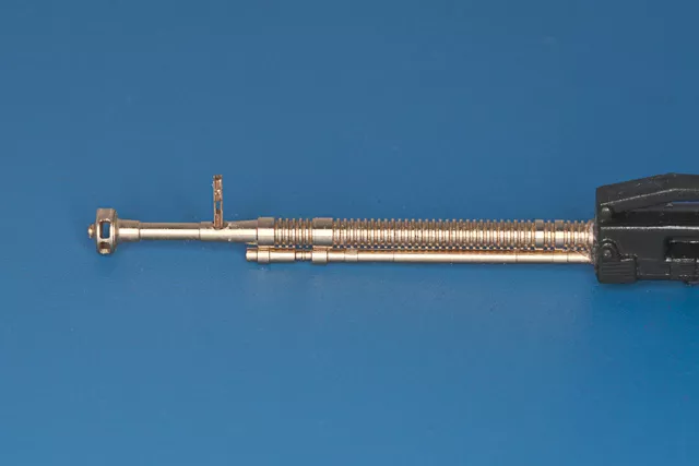 RB Model 35B122 12.7mm DSHK m. 1946 Soviet heavy machine gun 1/35 – image 3