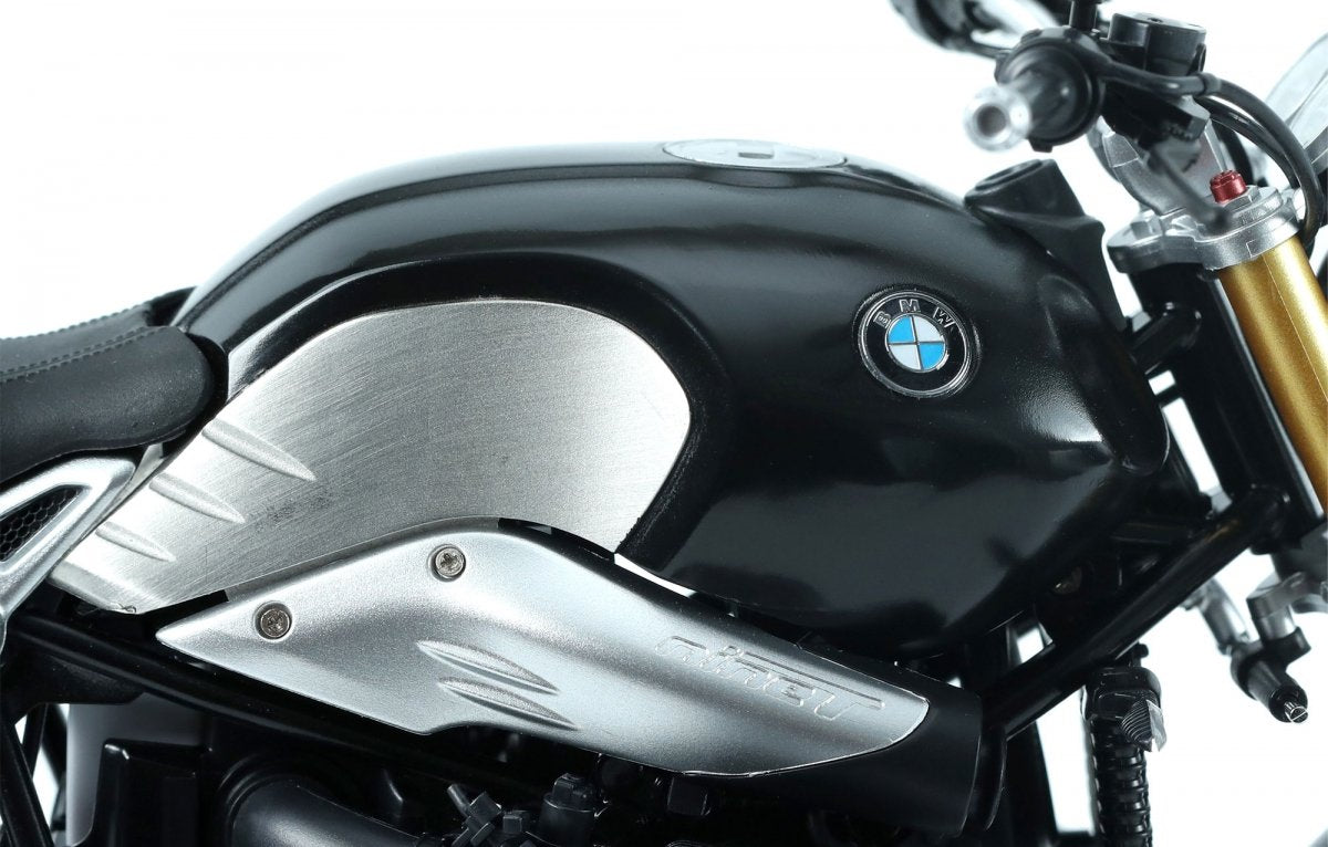 Meng Model MT-003S BMW R nineT (Pre-coloured Edition) 1/9 – zdjęcie 6