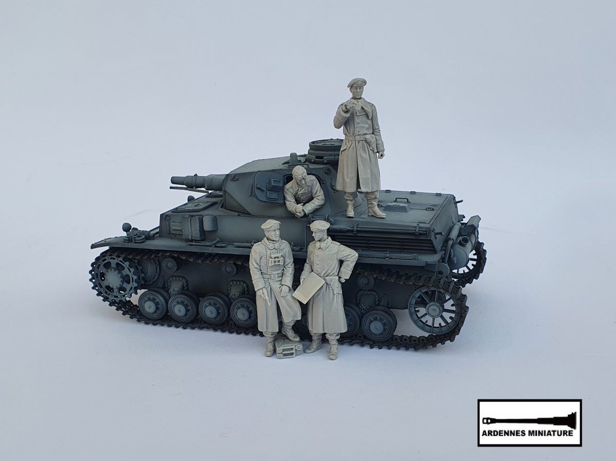 Ardennes Miniature 35042 GERMAN PANZER CREWMAN WW2 1/35 – zdjęcie 2