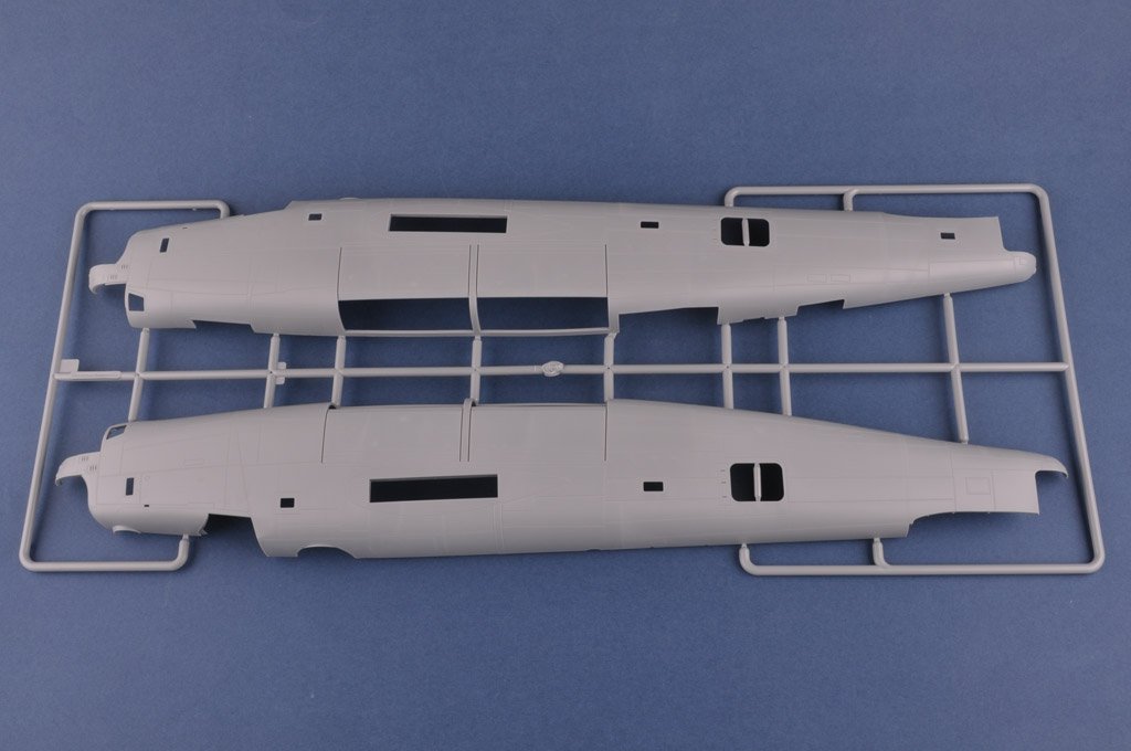 Hobby Boss 83211 B-24J Liberator 1/32 – zdjęcie 5