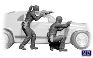 Master Box 24064 Shots fired – Officer needs assistance 1/24 – image 6