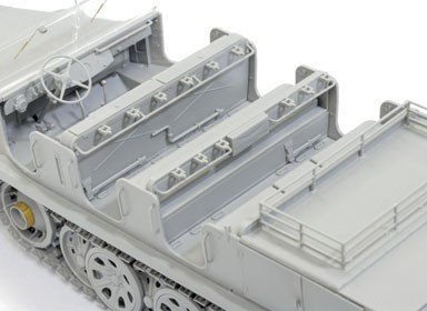 Dragon 6466 8T HALFTRACK Initial Production 1/35 – zdjęcie 2