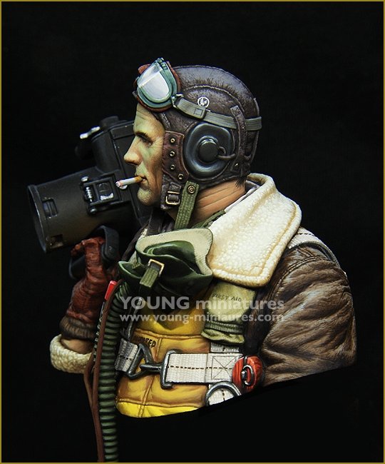 Young Miniatures YM1872 B-17 CREW with K20 CAMERA 1/10 – zdjęcie 4