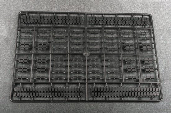 Trumpeter 00346 M1 Panther Ⅱ Mineclearing Tank 1/35 – image 13