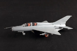 Trumpeter 02825 JJ-7A Trainer 1/48 – zdjęcie 7