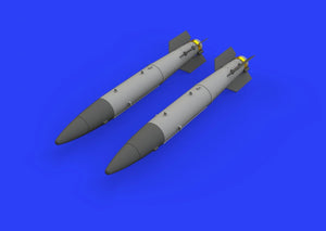 Eduard 672215 B43-1 Nuclear Weapon w/ SC43-4/ -7 tail assembly 1/72 – zdjęcie 3
