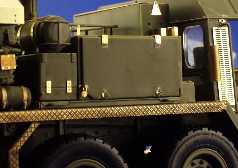 Eduard BIG3512 FAUN SLT 56 TRUMPETER 1/35 – image 14