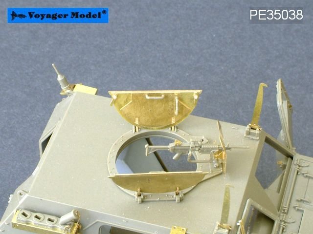 Voyager Model PE35038 Japan Japan Light Armored Vehicle 1/35 – image 4