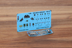 Eduard 3DL48211 F4F-4 SPACE Academy 1/48