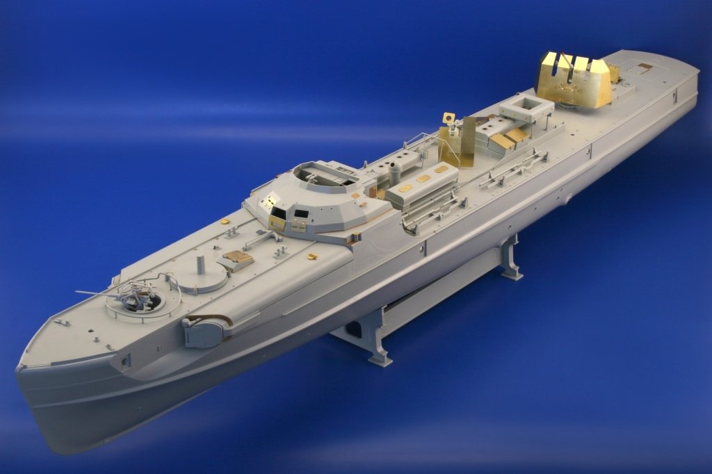Eduard 53038 S-100 Schnellboot ITALERI 1/35 – image 5