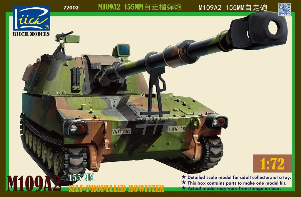 Riich Models RT72002 M109A2 Paladin Self-Propelled Howitzer 1/72