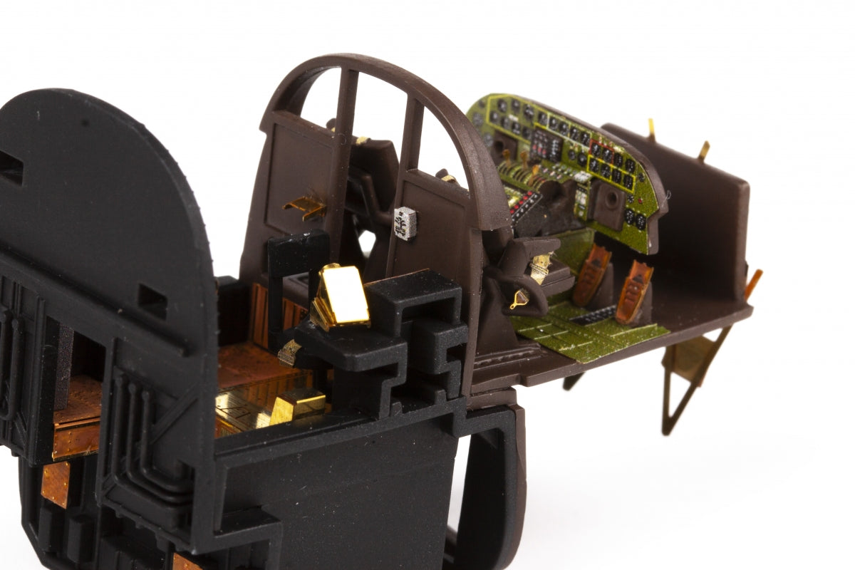Eduard 73830 B-24H nose radio compartment AIRFIX 1/72 – image 11