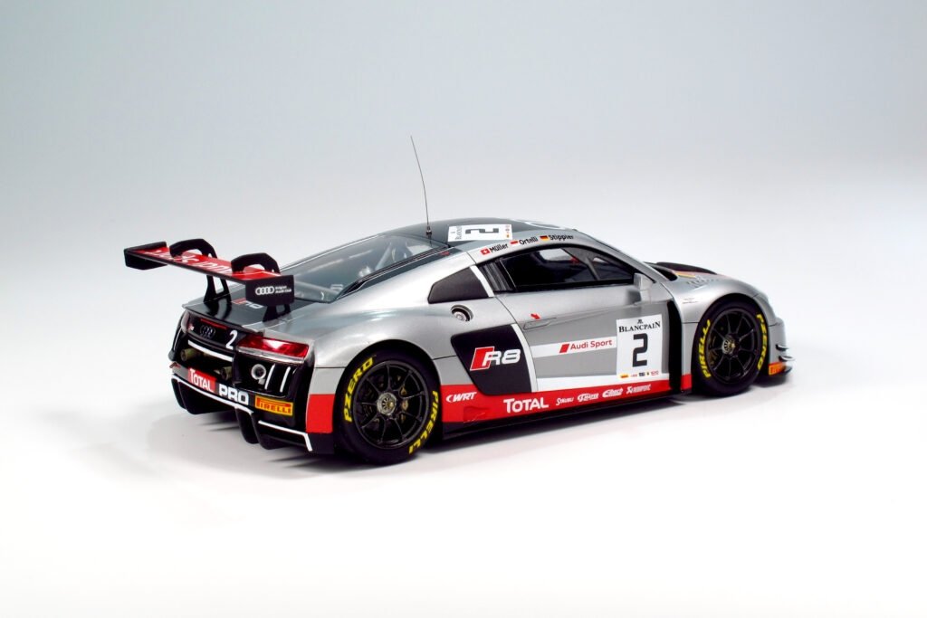 NuNu PN24004 Audi R8 LMS GT3 SPA 24 Hours 2015 1/24 – zdjęcie 4