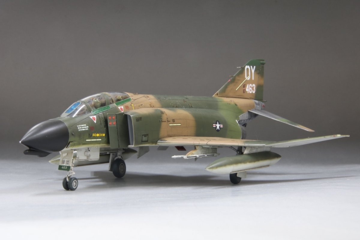 Fine Molds FP47S U.S. AIR FORCE F-4D Jet Fighter The First MiG Ace 1/72 – zdjęcie 8