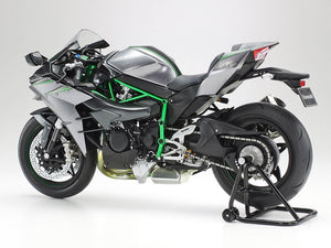 Tamiya 14136 Kawasaki Ninja H2 Carbon 1/12 – image 2