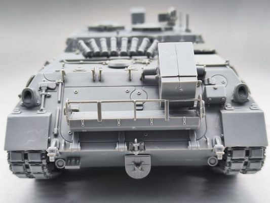 Das Werk DW35031 Kanonenjagdpanzer / Beobachtungspanzer Chasseur de chars allemand / Véhicule d&amp;#39;observation de l&amp;#39;artillerie (2 en 1) 1/35 – image 9