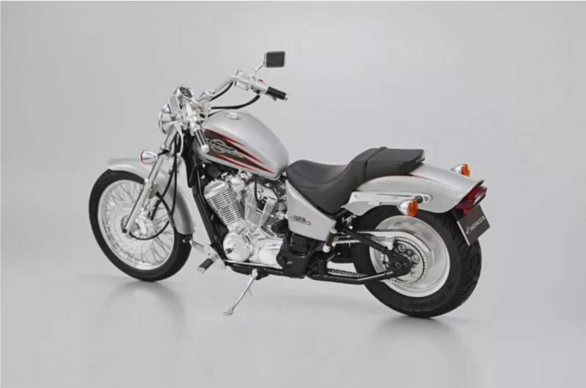 Aoshima 06268 Honda NC26 Steed VSE &amp;#39;96 1/12 – zdjęcie 2