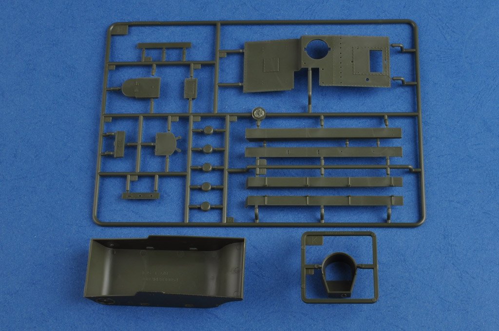 Hobby Boss 83821 Soviet T-37A Light Tank (Izhorsky) 1/35 – zdjęcie 7