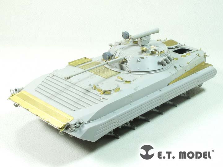 ET Model E35-262 Russian BMP-2 IFV (For TRUMPETER 05584) (1/35) – image 2