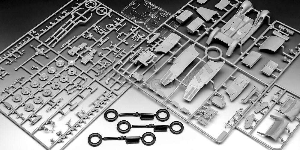 Revell 03354 Typ 320 (W142) Cabriolet 1/35 – image 9