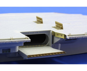 Eduard 17029 USS Nimitz CVN-68 TRUMPETER 1/700 – zdjęcie 12